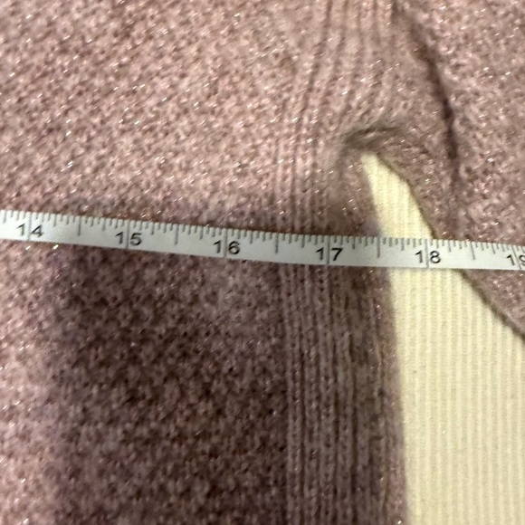 Banana Republic Pink Crew Neck Fine Italian Yarn - Picture 5 of 5